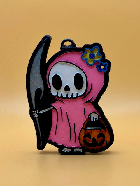Girly Grimm Reaper (Hot Chocolate)