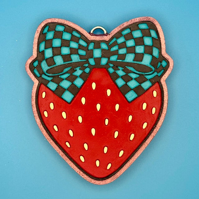 Strawberry w/ Checkered Bow