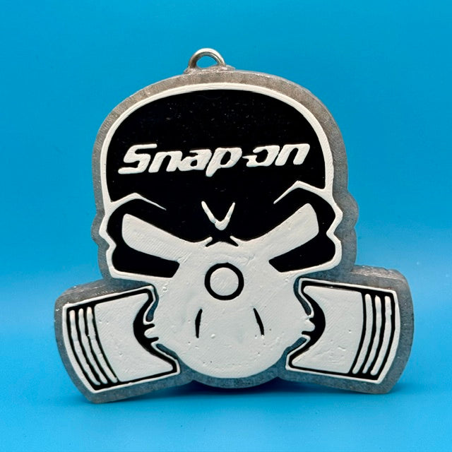 Sn-ap-on Skull